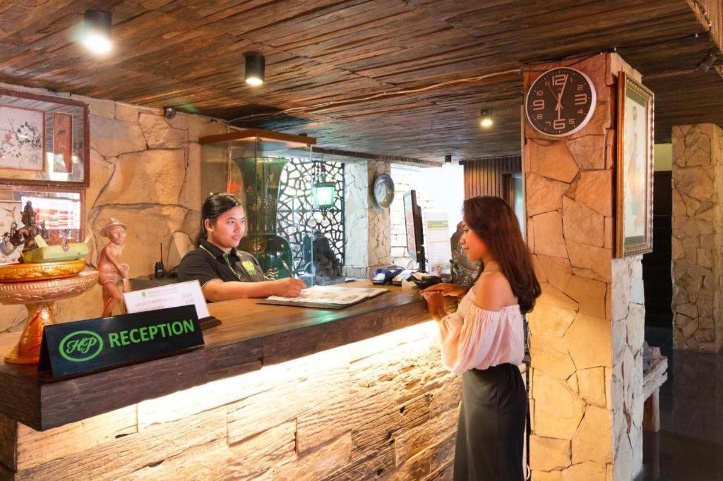 Hadi Poetra Hotel Kuta Lombok Eksteriør billede