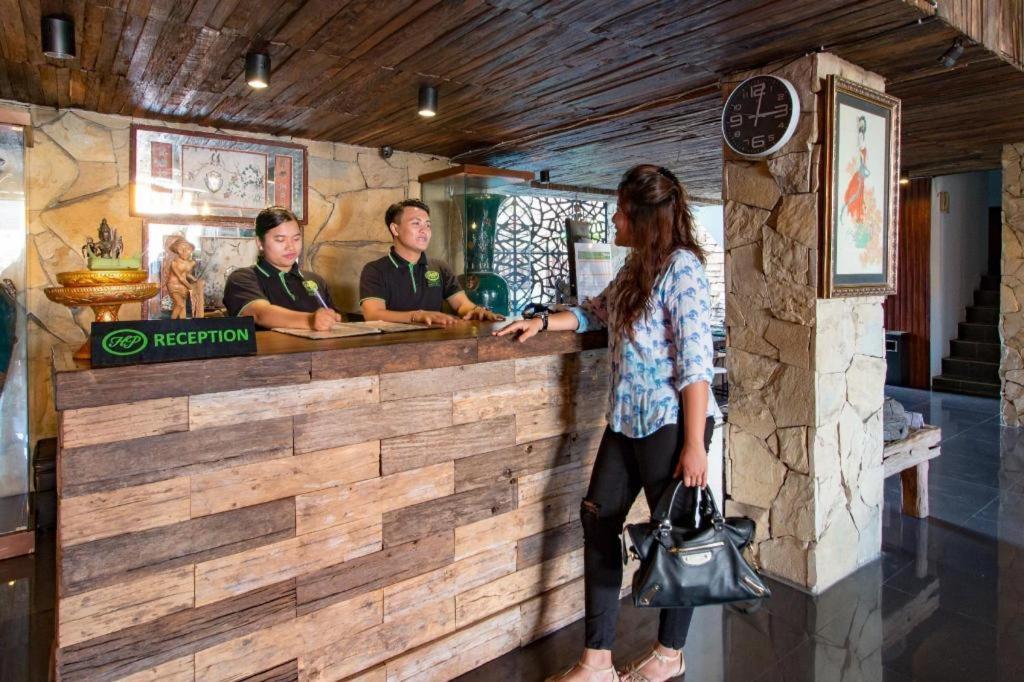 Hadi Poetra Hotel Kuta Lombok Eksteriør billede