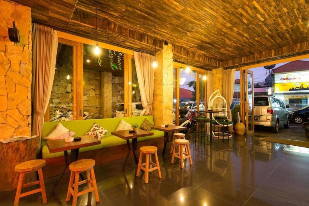 Hadi Poetra Hotel Kuta Lombok Eksteriør billede